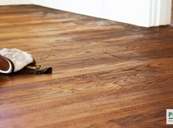 Jak pielęgnować podłogi winylowe, by służyły przez lata?