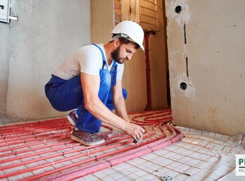 Podłoga na ogrzewaniu podłogowym – jakie drewno sprawdzi się najlepiej?