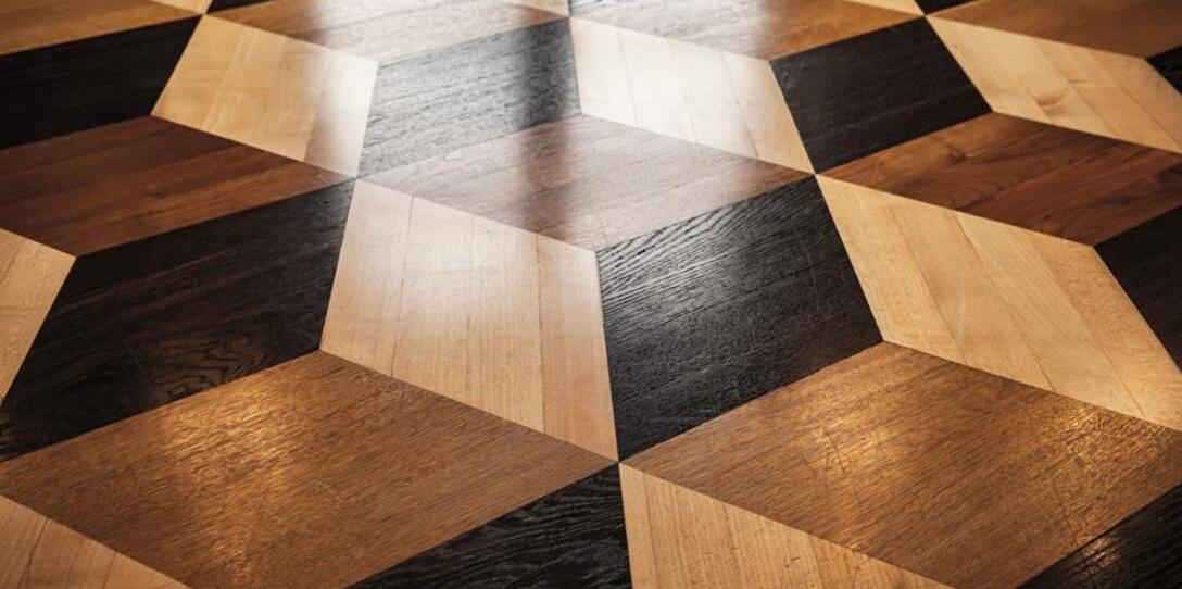 Drewniane mozaiki podłogowe – poznaj ich zalety
